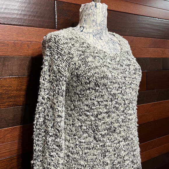 I jeans by Buffalo Crew Neck Long Sleeve Knitted Sparkly Sweater - Picture 4 of 8